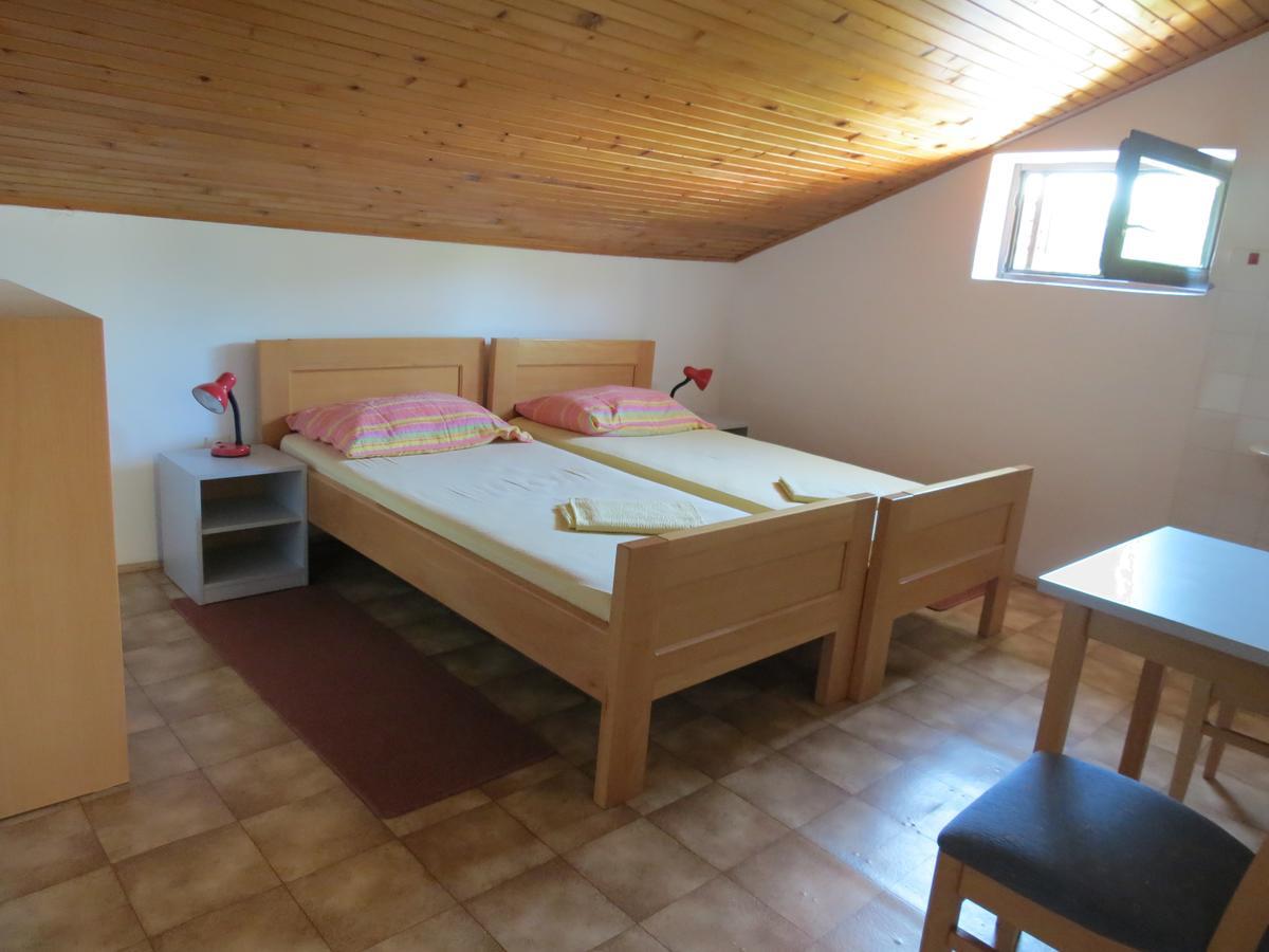 Hi Hostel Veli Lošinj Exteriér fotografie